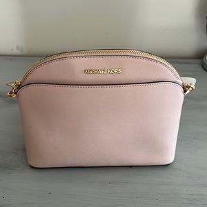 Michael Kors light pink crossbody